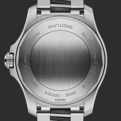 Avenger Automatic GMT 44