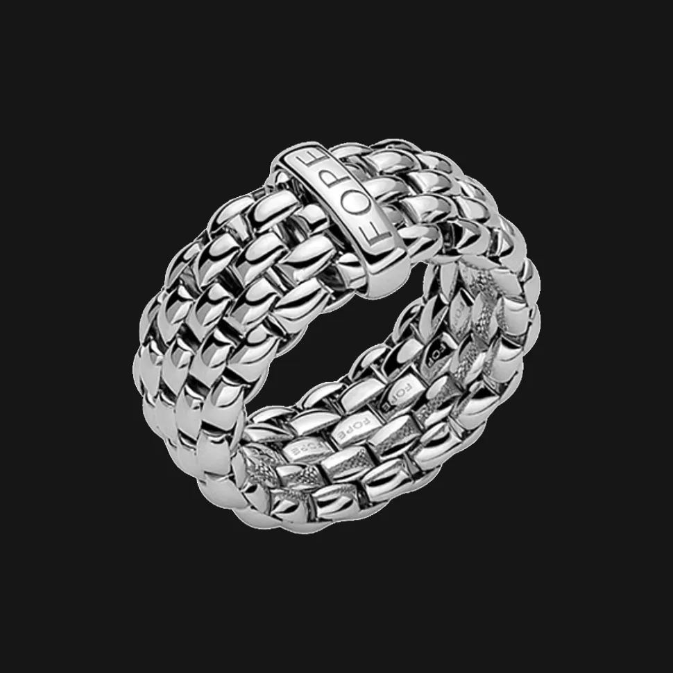 Essentials Ring 18kt Witgoud